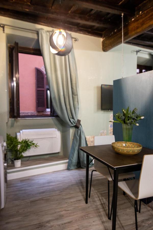 Romeathome Deluxe Suite Campo Dei Fiori מראה חיצוני תמונה